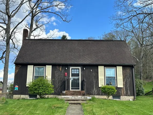 25 Park St, Franklin, PA 16323