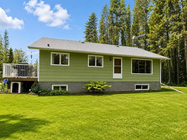 33 Country Ln, Clearwater County, AB T0M 0C0