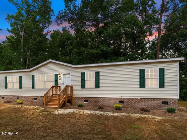 229 Carls Woods Drive Drive, Pinetown, NC 27865