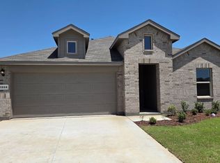 1008 Foxburg Dr, Fort Worth, TX 76131