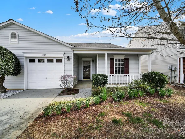 8638 Westhope St, Charlotte, NC 28216