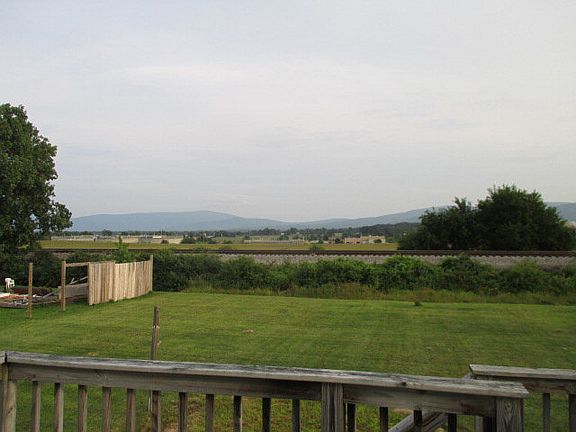 4th image of 11 Princess Ann Ln