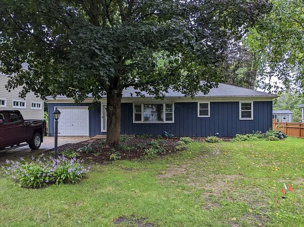 3S470 Williams Ct, Warrenville, IL 60555