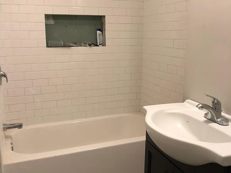 2nd bathroom