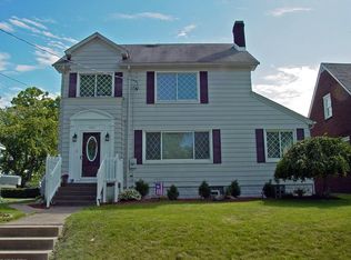 1221 Euclid Ave, Weirton, WV 26062