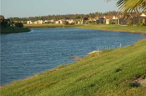 3rd image of 769 Grand Canal Dr