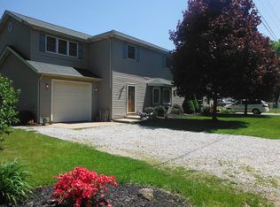 6100 Gladys Ave, Elyria, OH 44035
