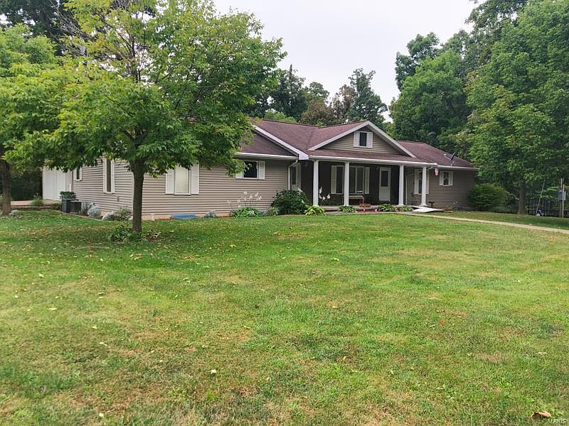 1st image of 16915 Black Oak Ln