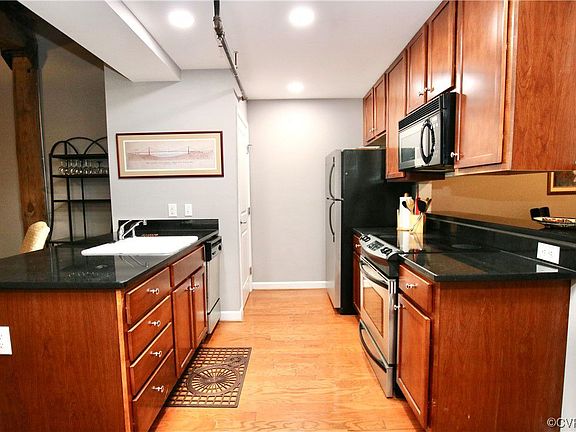 4th image of 815 Porter St #U112