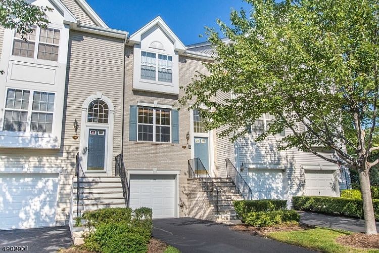 592 Hartford Dr, Nutley, NJ 07110 Zillow