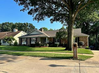 14666 Chesterfield Trails Dr, Chesterfield, MO 63017