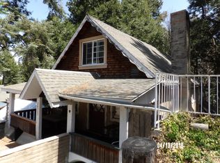 26317 Alpine Ln, Twin Peaks, CA 92391