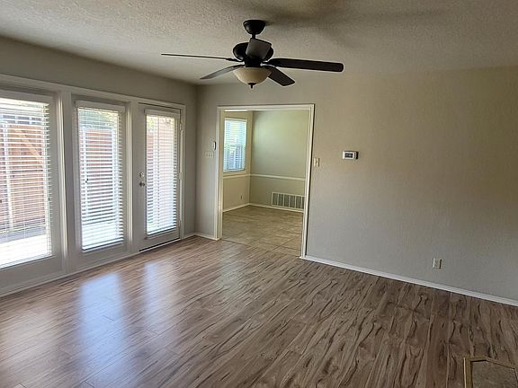 Nice bright living room with real fireplace