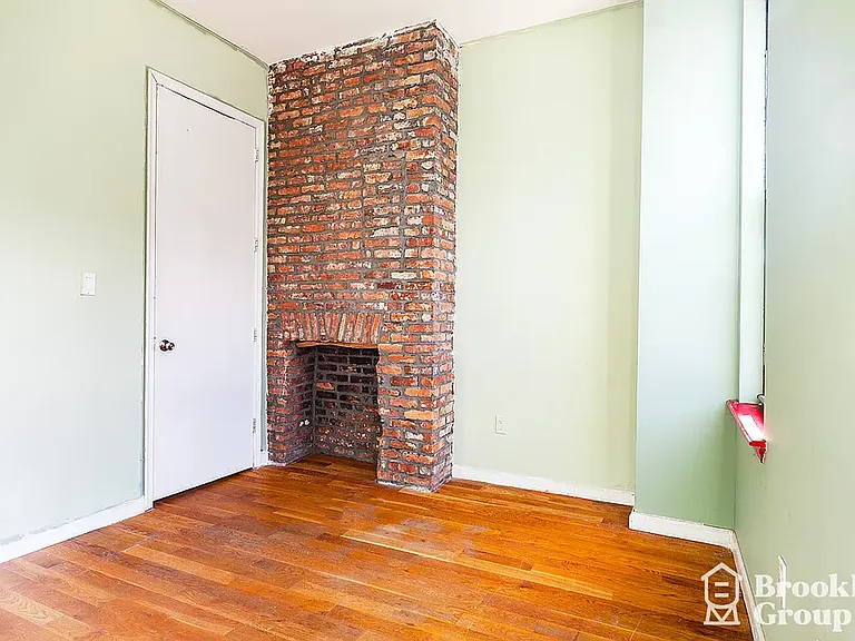 213 Wyckoff Ave #2L — Photo 2