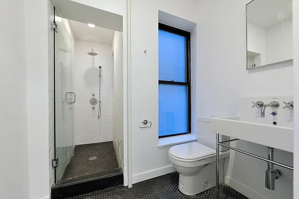 Rented by Aether Property Group | media 17