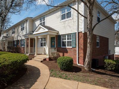 1709 Redbird Cv, Saint Louis, MO, 63144