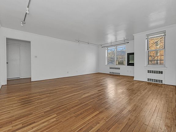 4th image of 65-05 Yellowstone Blvd #2E