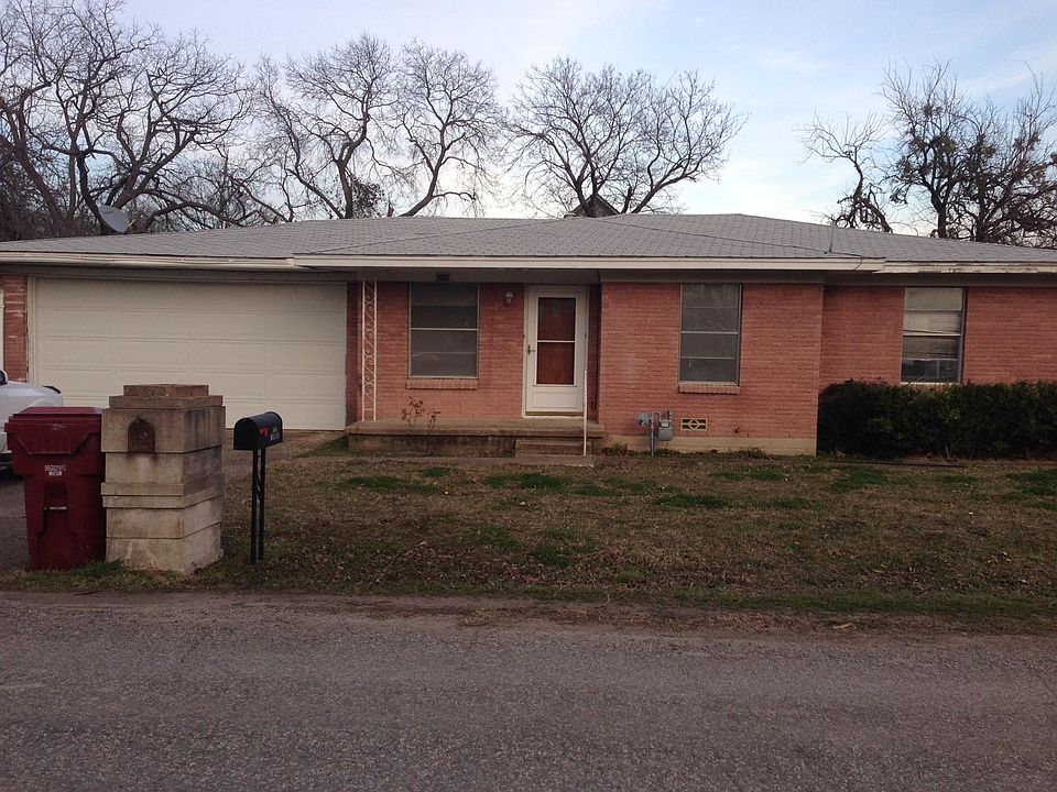 1st image of 308 S Carter St