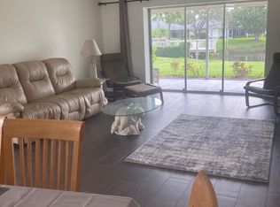 4180 Bowling Green Cir #34, Sarasota, FL 34233