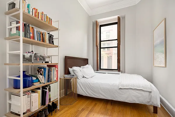 Rented by Compass | media 12