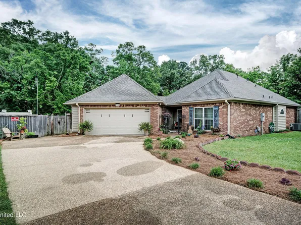 512 Sweetwater Cmns, Brandon, MS 39047