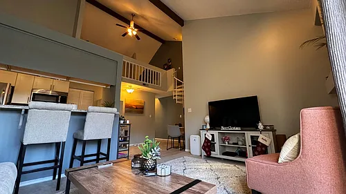 1116 Loft Cv Photo 1