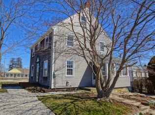 2851 E Main Rd, Portsmouth, RI 02871