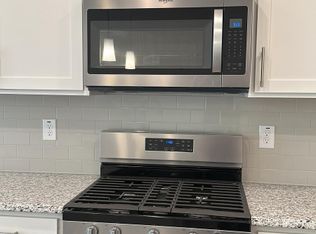 907 Falls Grove Trl, High Point, NC 27265
