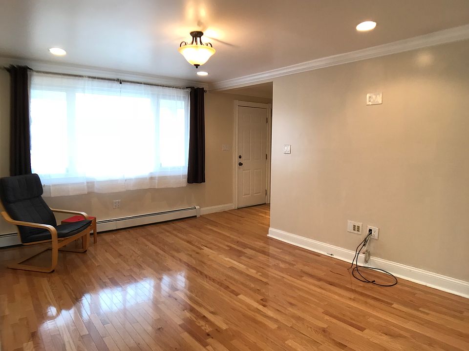 30 2nd Ave, New Hyde Park, NY 11040 Zillow