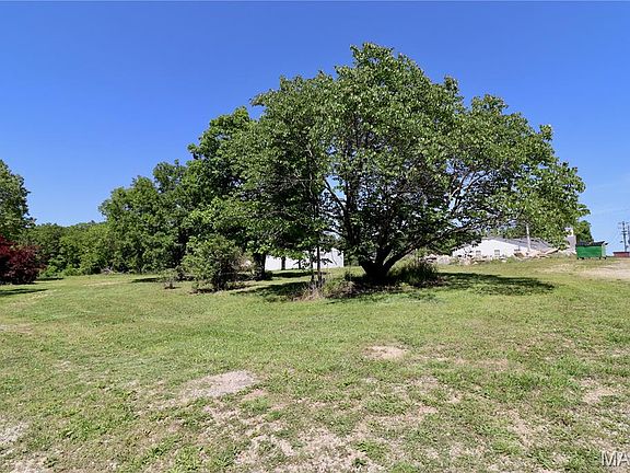 5th image of 25915 Foxwood Ln