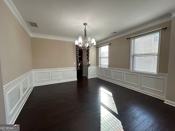 4th image of 820 Stonekirk Ct
