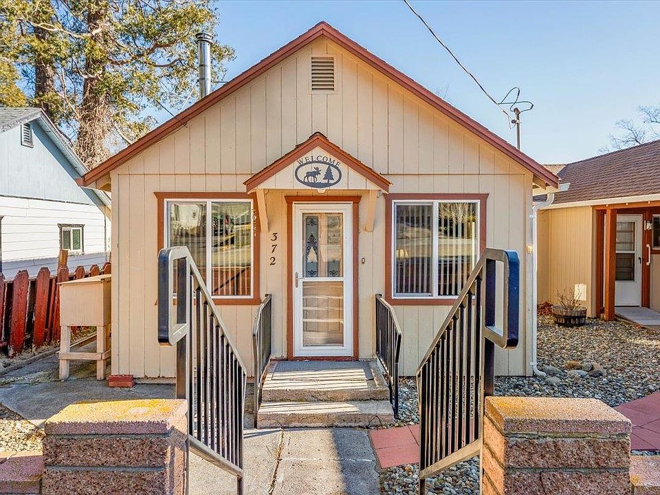 1st image of 372 Walnut St