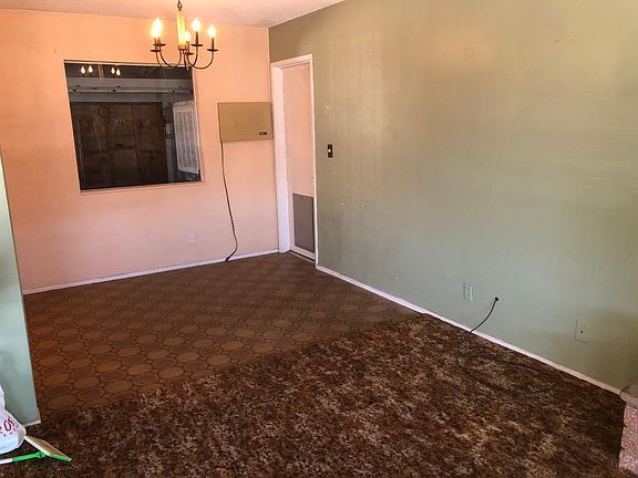 5th image of 10768 Lincoln Ave