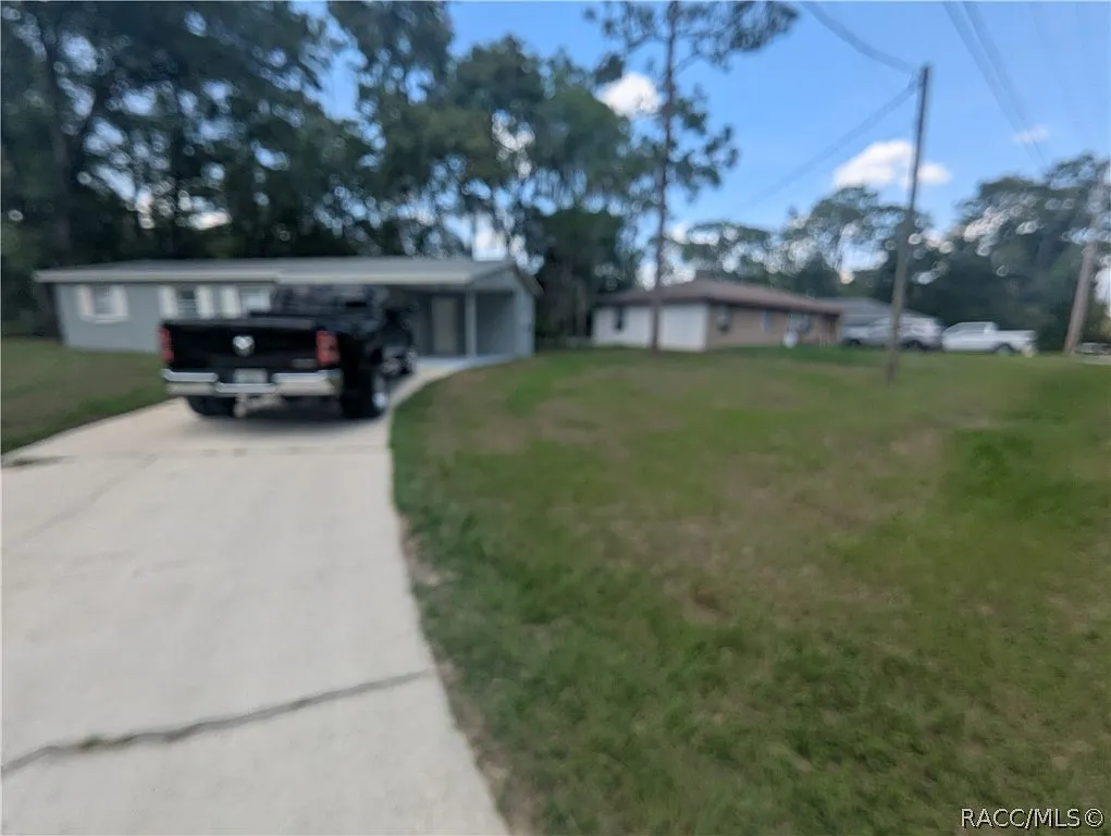 2 bed, 950 sqft, $1,400 — Photo 2