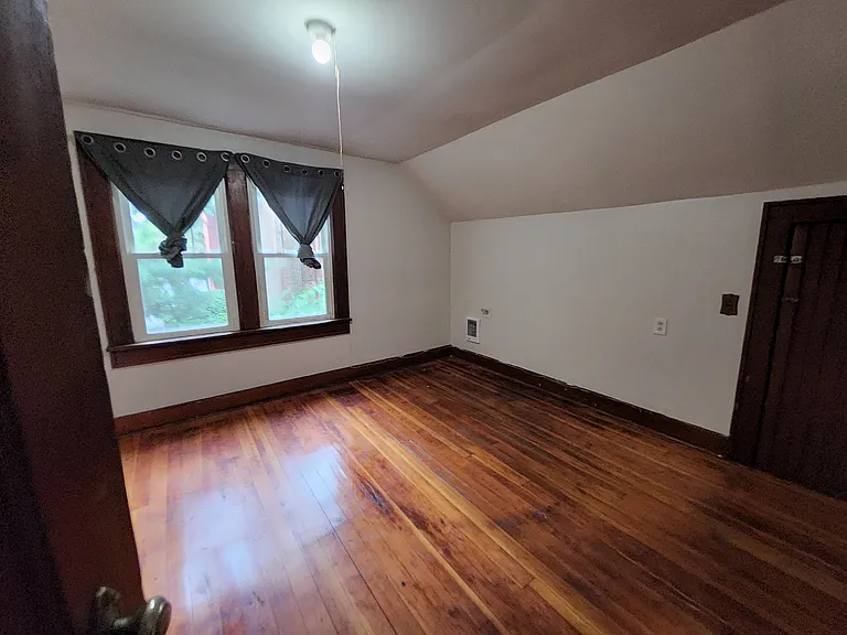 154 Orange Ave — Photo 11