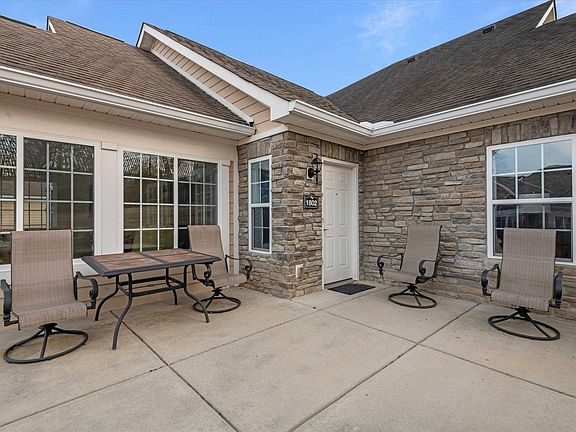 4th image of 1802 Laryn Ln