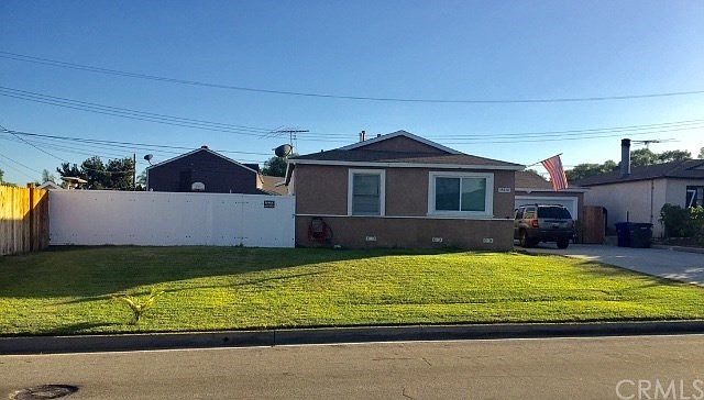 1st image of 15210 Loretta Dr