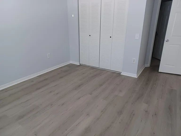 215 Villa Cir — Photo 12