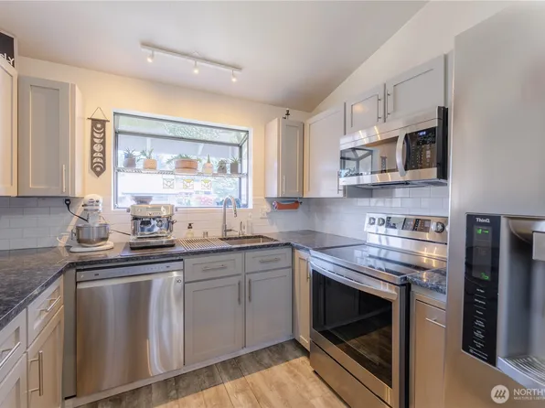 3435 Auburn Way S #30, Auburn, WA 98092