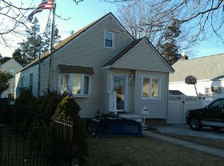 121 Broadway, West Hempstead, NY 11552