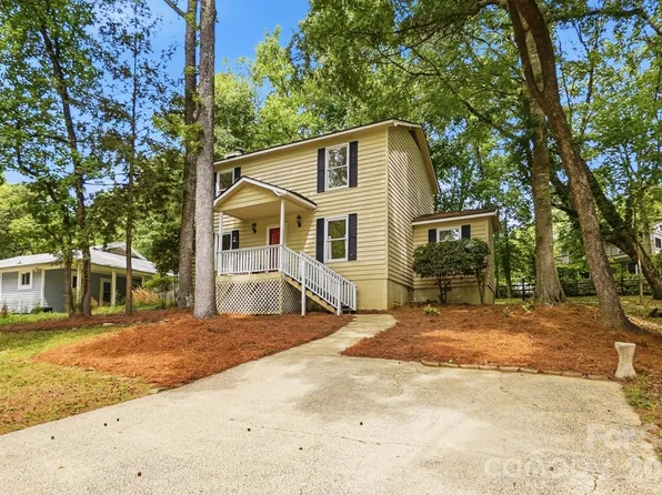 5060 Suwarrow Cir, Tega Cay, SC 29708