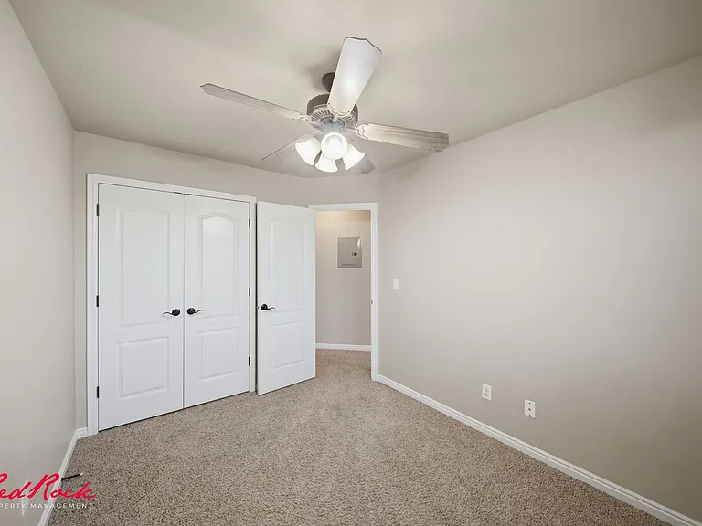 2422 S River Rd #5 — Photo 19