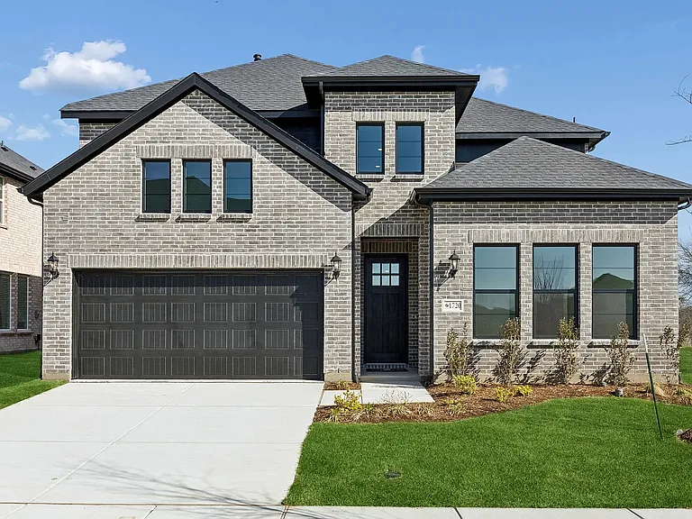 1720 Yaupon Ct — Photo 1