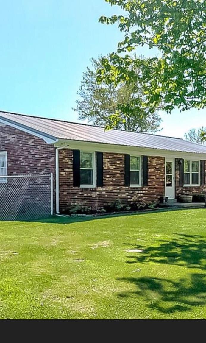 2724 Cardwell Ln, Frankfort, KY 40601 Zillow