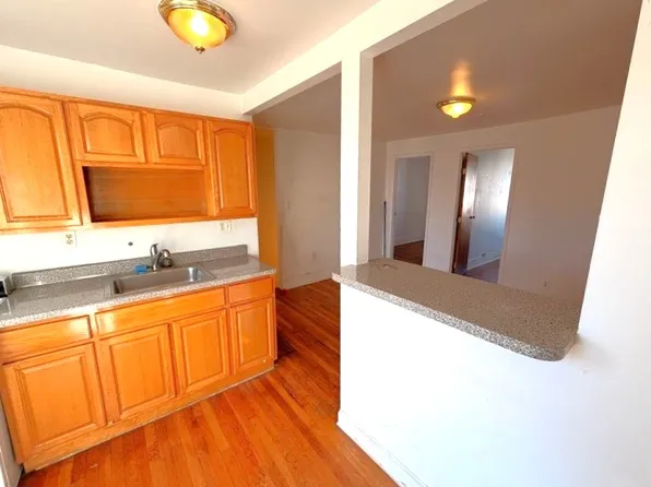 20-52 32nd Street image 4 of 16