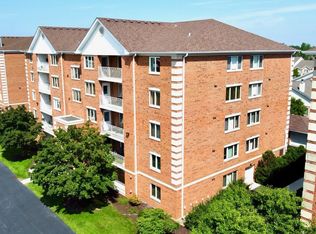 5520 115th St APT 402, Oak Lawn, IL 60453