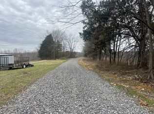 9155 Fox Hill Rd, Baxter, TN 38544