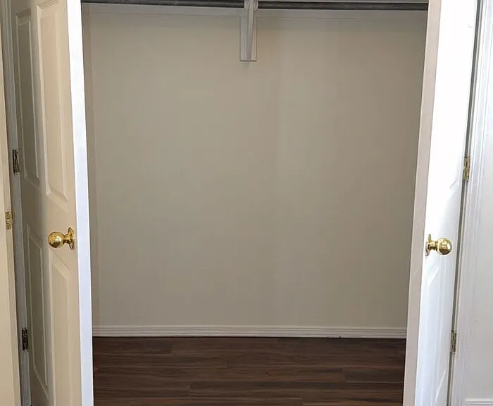 812 S Elgin Ave #4 — Photo 8