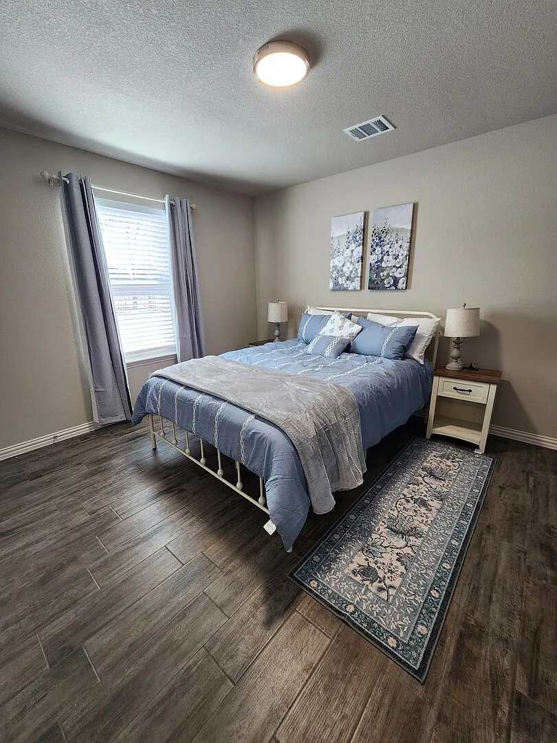 Pristine New-Build Retreat on 1 Acre | Burleson TX — Photo 4