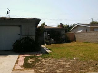 810 Sherry Ln, Santa Ana, CA 92701